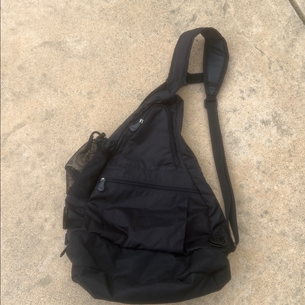 AmeriBag Unisex Large Black Nylon Healthy Back Messenger Backpack Bag - Picture 5 of 10
